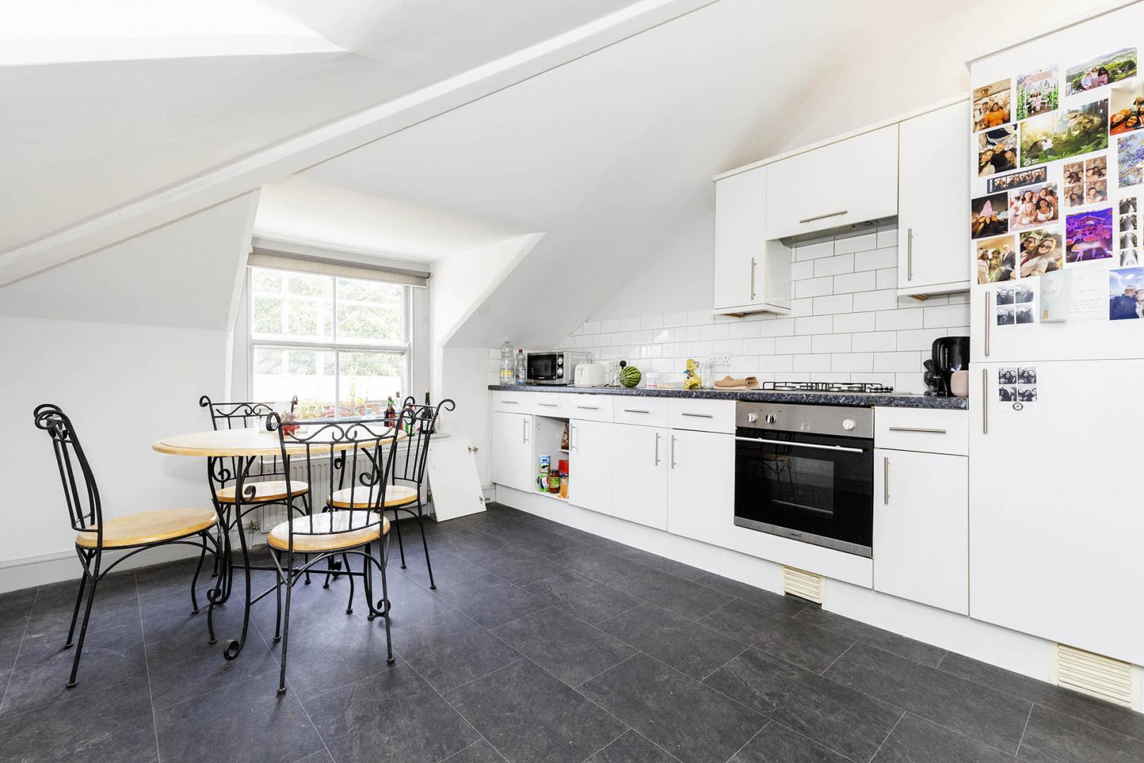 			3 Bedroom, 1 bath, 1 reception Flat			 Mowbray Road, KILBURN